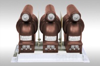 3хЗНОЛ.06-6, 3хЗНОЛП-6, 3хЗНОЛ.06-10, 3хЗНОЛП-10 3-х фазная группа Трансформаторы напряжения с доставкой до объекта монтажа по России и СНГ. Низкие цены. Напрямую от производителя. Всегда в срок 